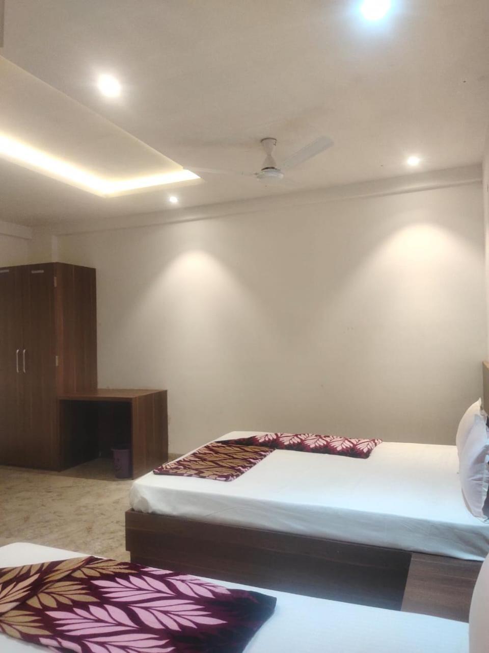 Ellora Hotel Ashoka Resort מראה חיצוני תמונה