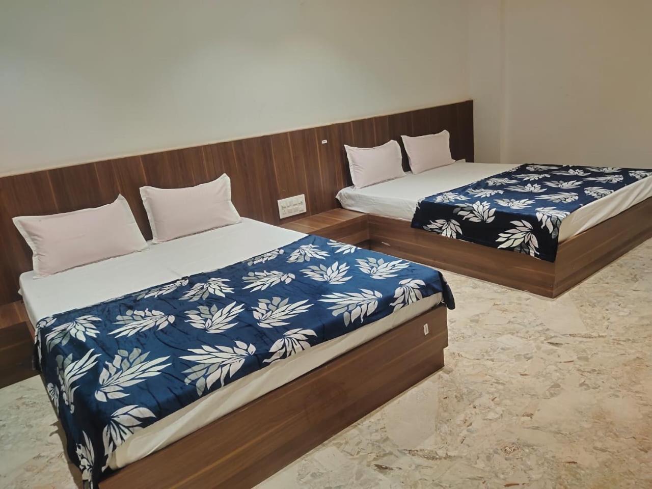 Ellora Hotel Ashoka Resort מראה חיצוני תמונה